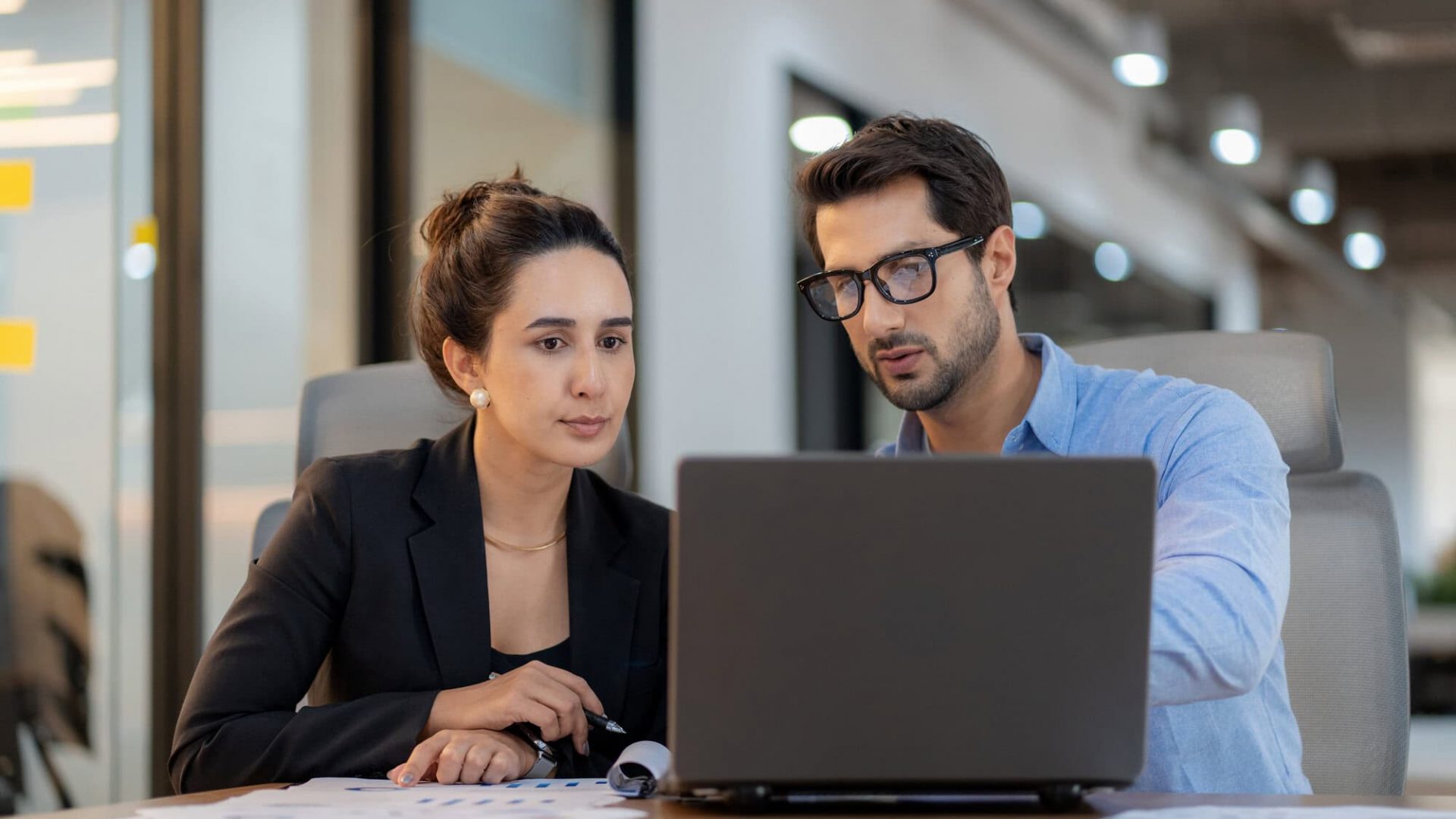 Efficient MRO inventory management using Verusen's AI-driven data unification platform.